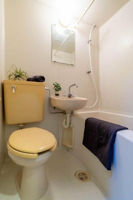 バス・シャワールーム