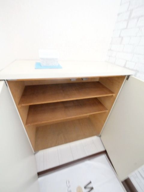 収納　☆シューズボックスです☆