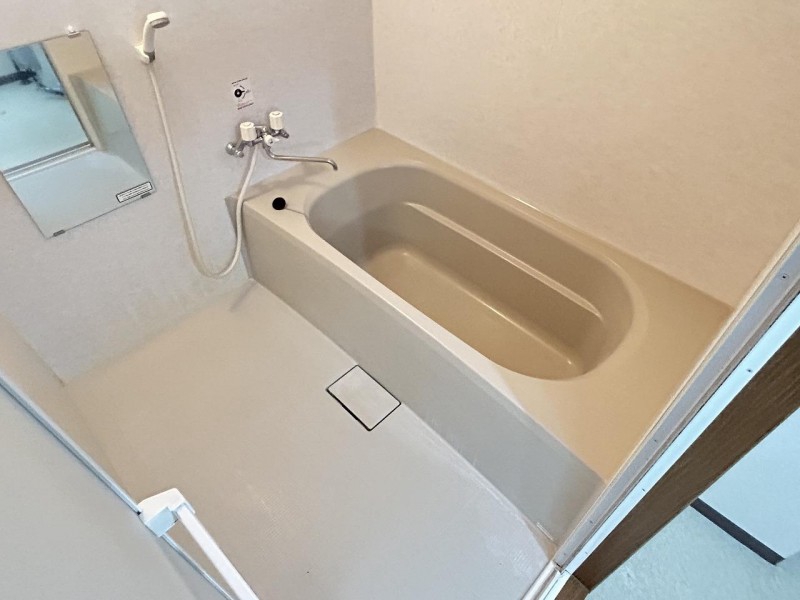 バス・シャワールーム　浴室