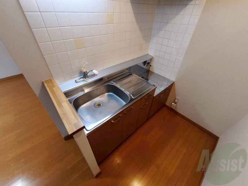 キッチン　キッチンはスペースも広々していて使いやすそうですよ！