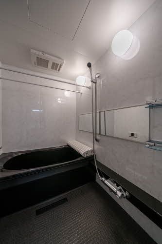 バス・シャワールーム　バスルーム