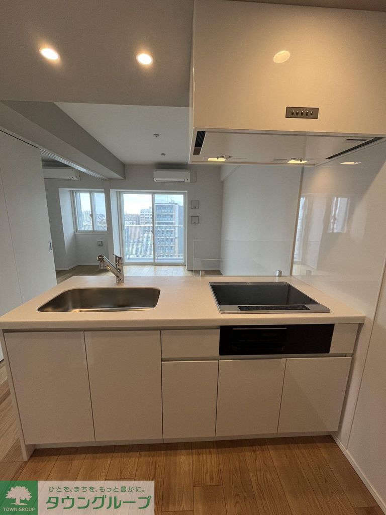 キッチン　玄関