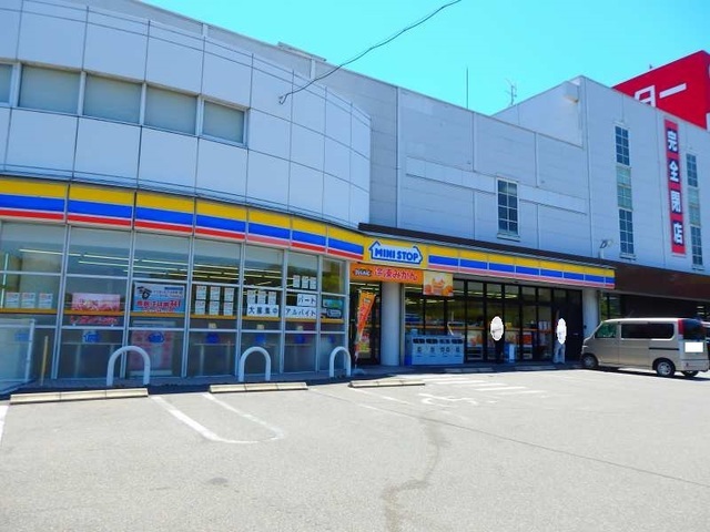 コンビニ　ミニストップ　桑名インター店（コンビニ）まで1400m