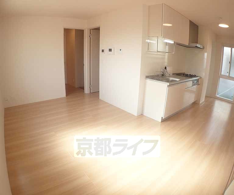 居室・リビング　広々としたとても綺麗なお部屋です。