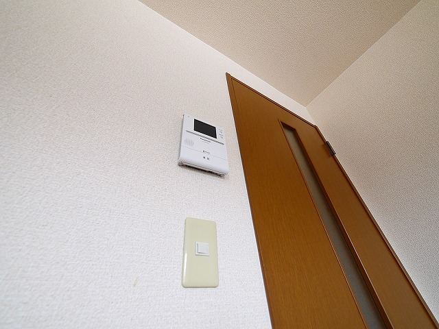 セキュリティ　モニター付きインターホンです