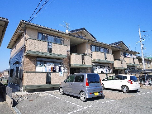 建物外観　外観は落ち着いています