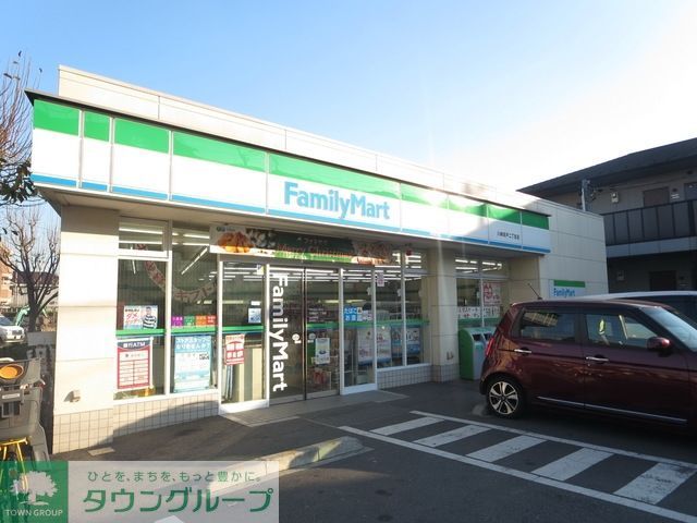 コンビニ　ファミリーマート川崎坂戸二丁目店（コンビニ）まで636m