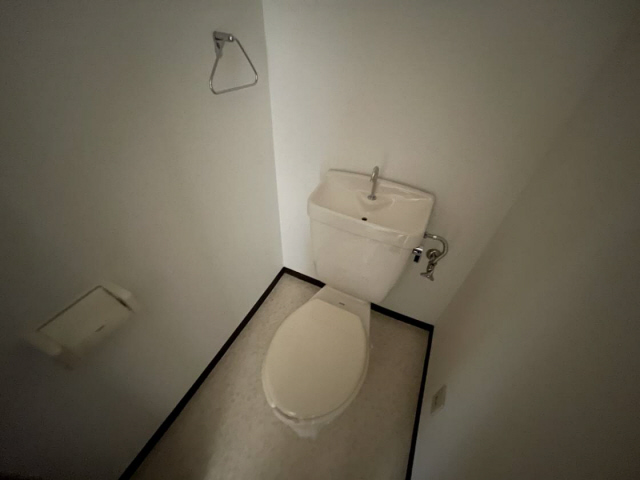 トイレ　落ち着いたトイレです