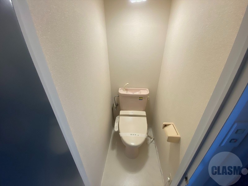 トイレ　温水洗浄便座トイレ