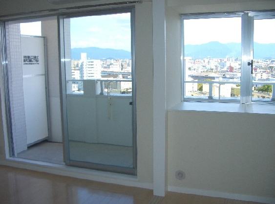 バルコニー　ベランダ