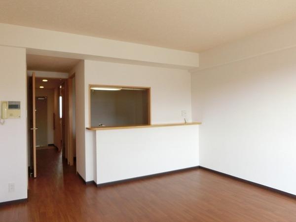 居室・リビング　人気のカウンターキッチン！