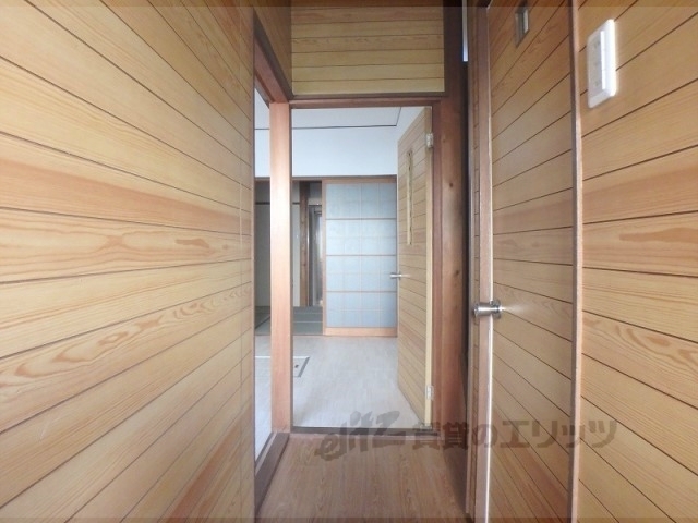 その他部屋・スペース　廊下