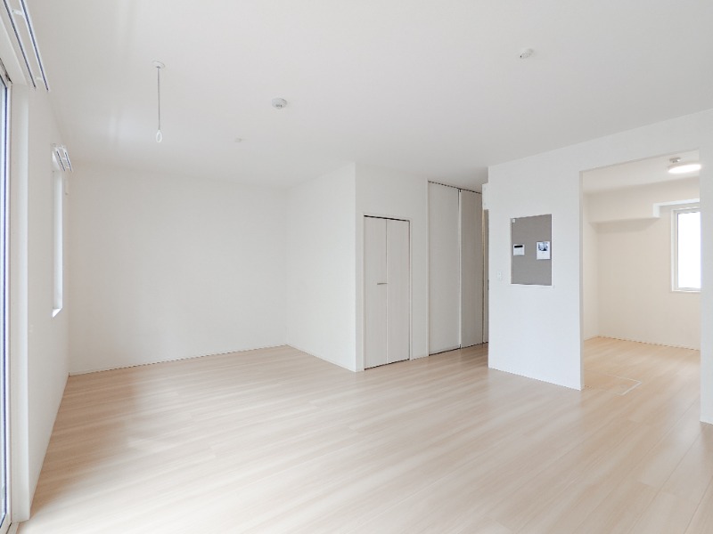 居室・リビング　図面と現状に相違がある場合には現状を優先