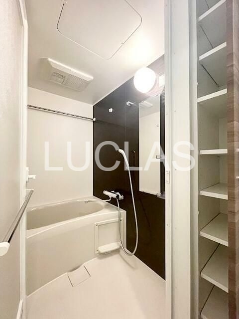 バス・シャワールーム　清潔感のある浴室で日々の疲れを癒します♪