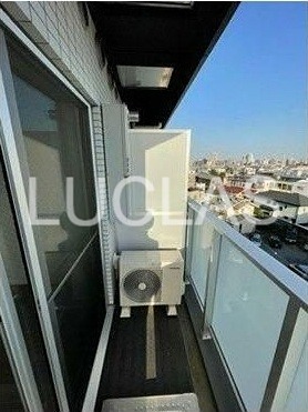 バルコニー　バルコニー付で洗濯物も安心♪