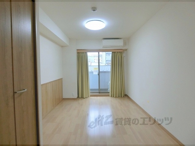 居室・リビング　居室