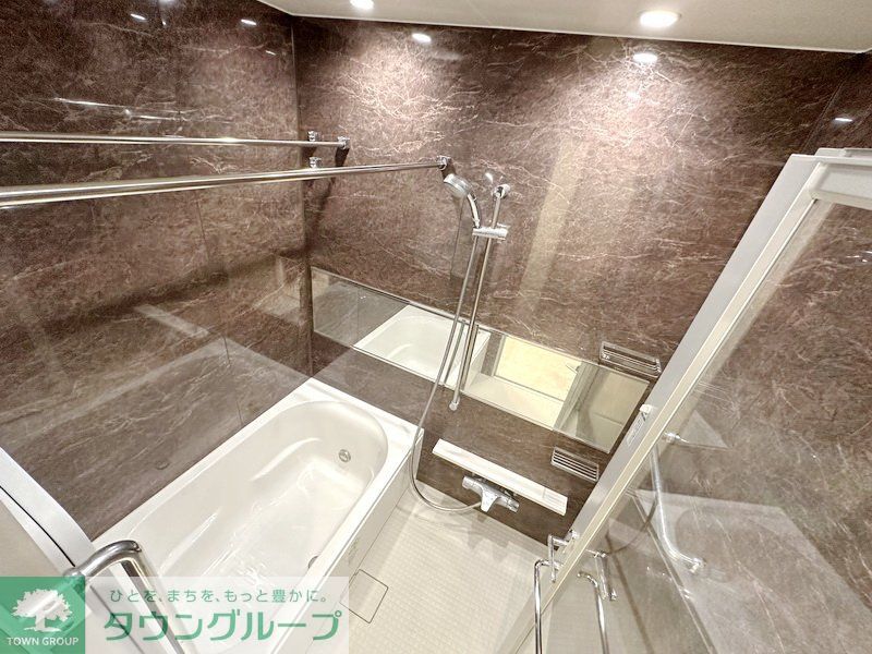 バス・シャワールーム　お問合せは(株)タウンハウジングレジデンス事業部までお問合…