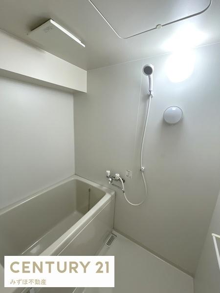 バス・シャワールーム　一日の疲れをゆっくり癒しましょう☆