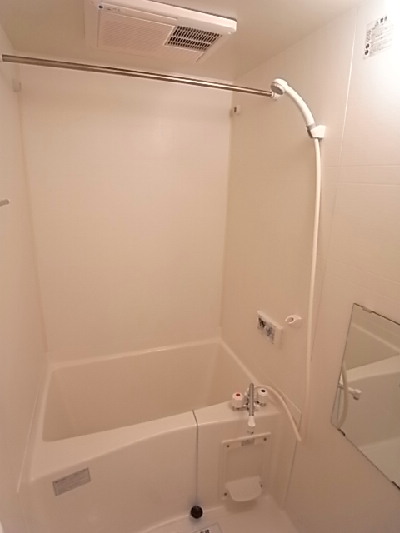 バス・シャワールーム　別部屋参考写真