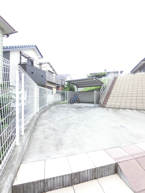 その他共有部分　★駐輪場のお写真です★