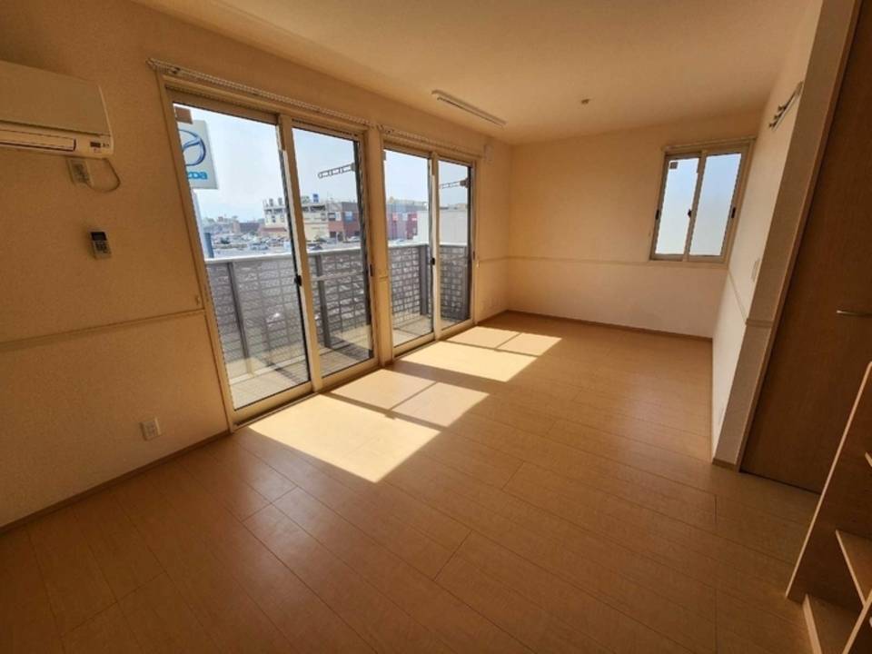 居室・リビング　リビング