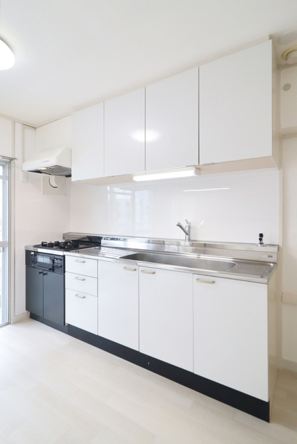 キッチン　コンロ設置済みのキッチンです