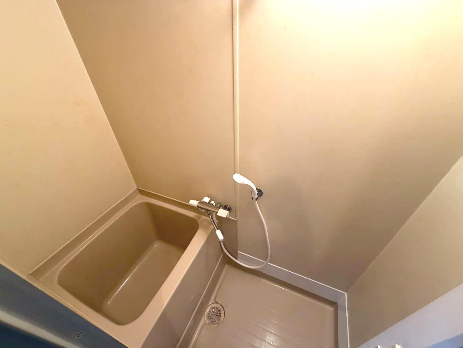 バス・シャワールーム　浴室