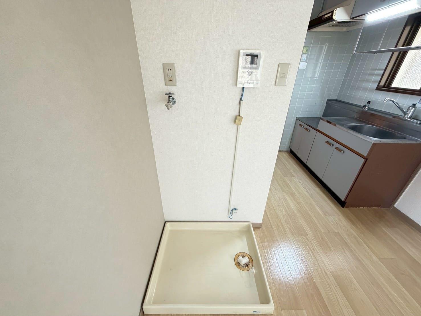 洗面設備　室内洗濯機置き場