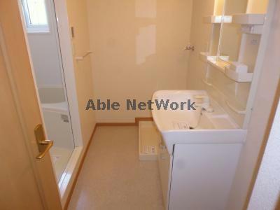 洗面設備　同型タイプ