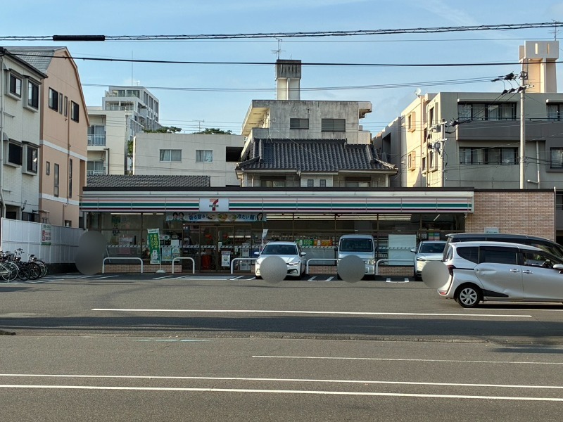コンビニ　セブンイレブン鹿児島騎射場店（コンビニ）まで285m