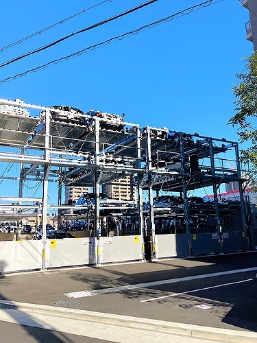 駐車場　敷地内機械式駐車場