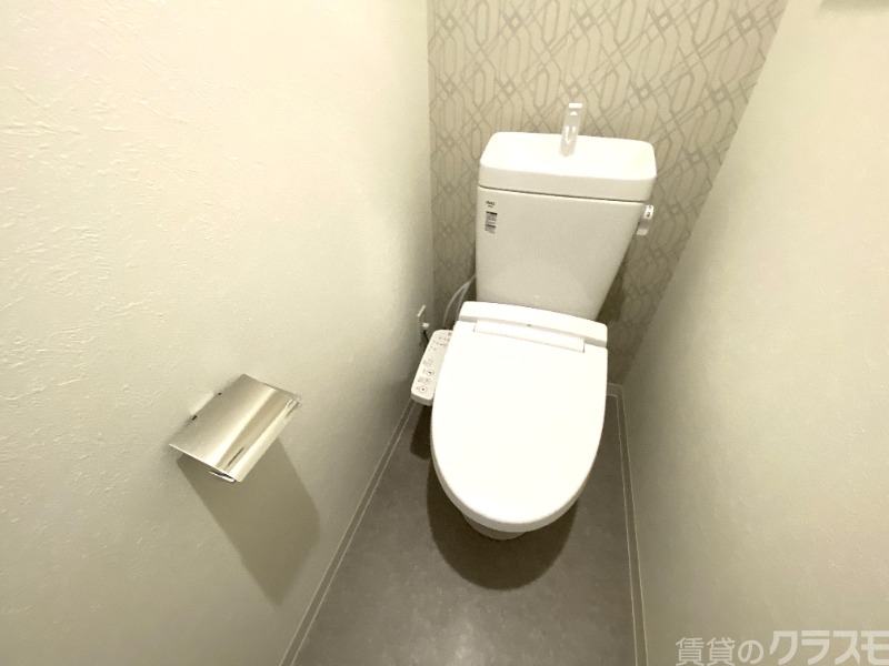 トイレ　温水洗浄便座です！