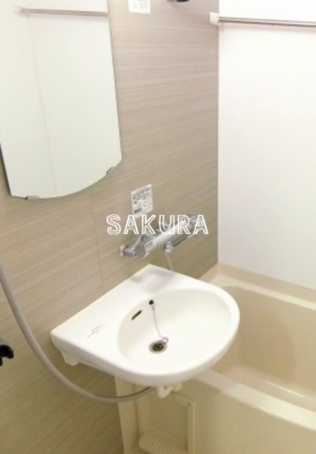 洗面設備　忙しい朝には欠かせない洗面所です♪