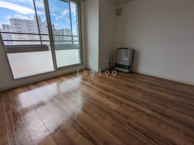 居室・リビング　同号室タイプ写真