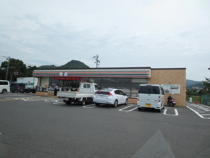 コンビニ　セブンイレブン　阪南自然田店（コンビニ）まで650m