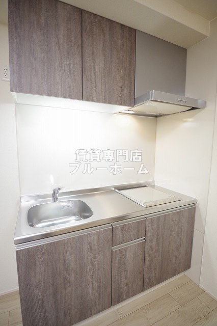 キッチン　収納豊富なシステムキッチン！