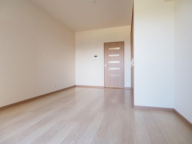 居室・リビング　広々としたリビング。