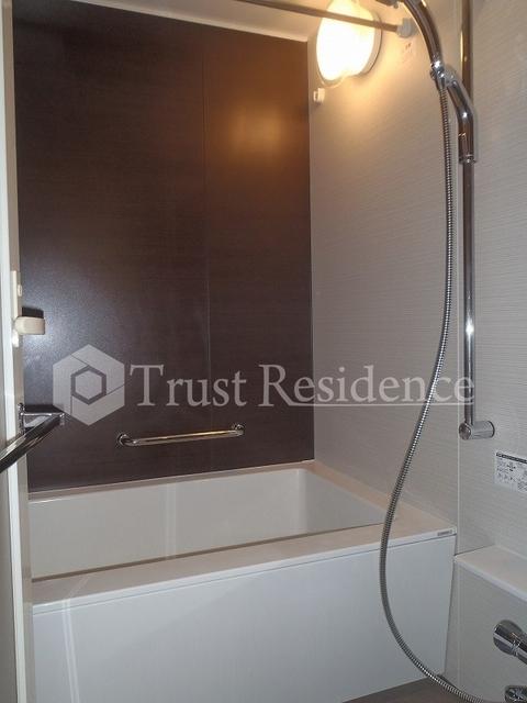 バス・シャワールーム　追い炊き付風呂