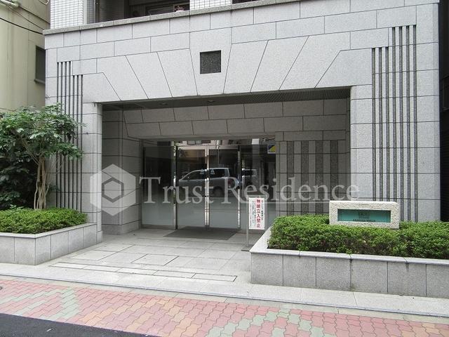 エントランス　エントランス前