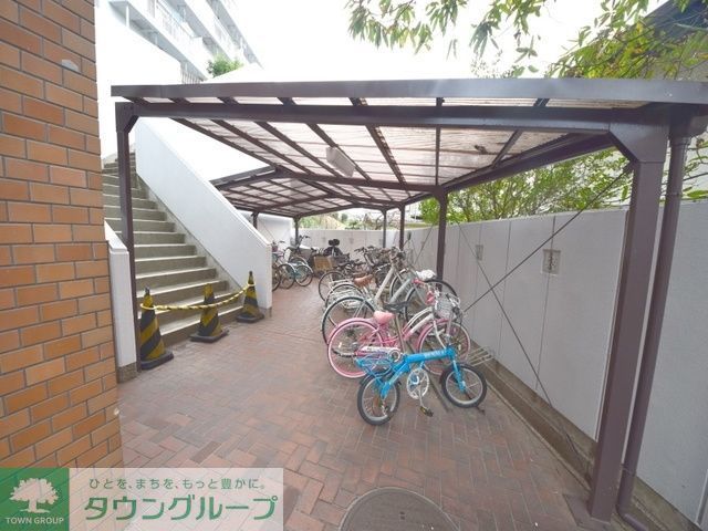 その他共有部分　★屋根付き駐輪場★