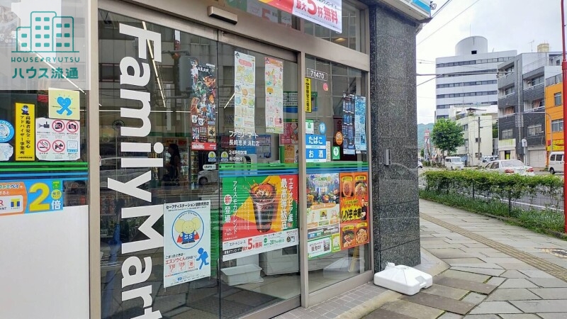 コンビニ　ファミリーマート長崎恵美須町店（コンビニ）まで122m
