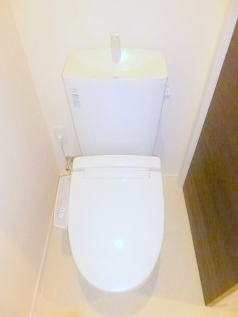 トイレ　参考写真
