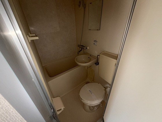 バス・シャワールーム　※他号室の写真です。