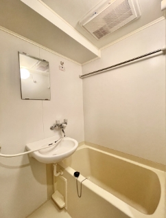 バス・シャワールーム　☆ゆったりくつろげるお風呂☆