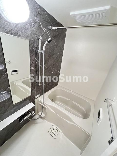 バス・シャワールーム　お風呂で日々の疲れを落としましょう