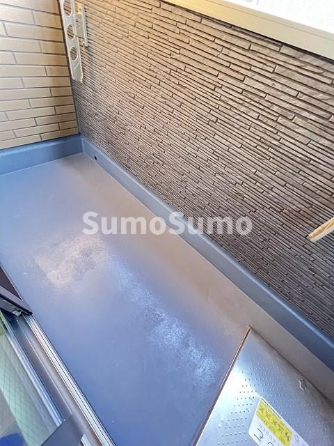バルコニー　お洗濯にも便利なバルコニー付き