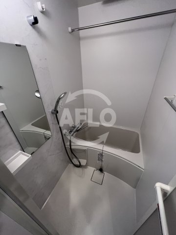 バス・シャワールーム　フォーリアライズ天王寺セラス　浴室