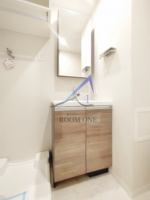 洗面設備　独立洗面台です。