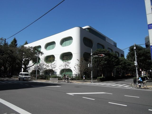 その他　駅前（その他）まで1040m