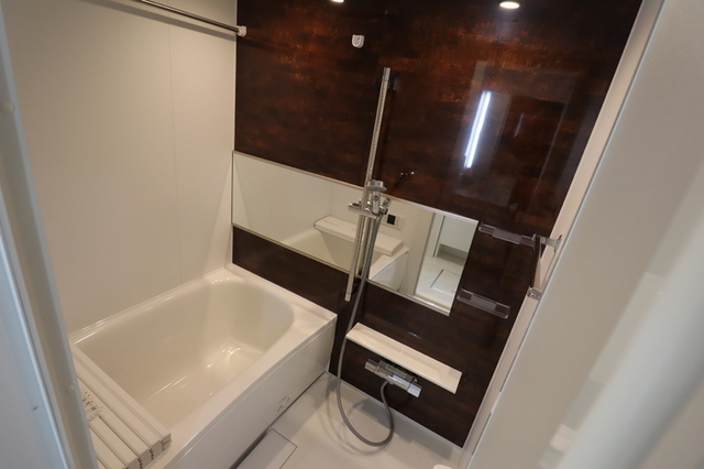 バス・シャワールーム　浴室